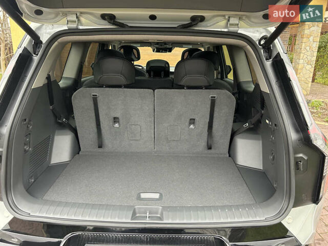 Серый Киа EV9, объемом двигателя 0 л и пробегом 12 тыс. км за 44000 $, фото 22 на Automoto.ua