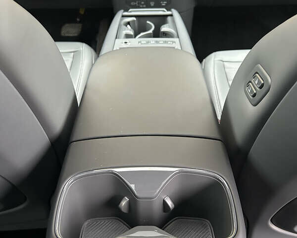 Серый Киа EV9, объемом двигателя 0 л и пробегом 12 тыс. км за 44000 $, фото 30 на Automoto.ua