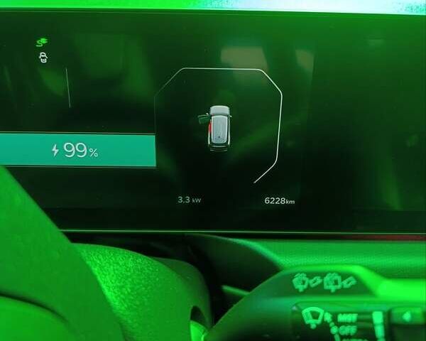 Серый Киа EV9, объемом двигателя 0 л и пробегом 6 тыс. км за 45000 $, фото 27 на Automoto.ua