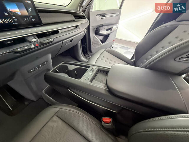 Сірий Кіа EV9, об'ємом двигуна 0 л та пробігом 29 тис. км за 42999 $, фото 67 на Automoto.ua