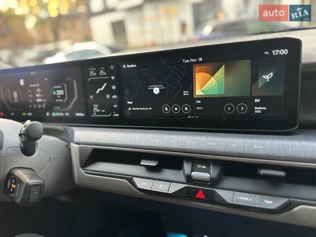 Синий Киа EV9, объемом двигателя 0 л и пробегом 33 тыс. км за 43990 $, фото 14 на Automoto.ua