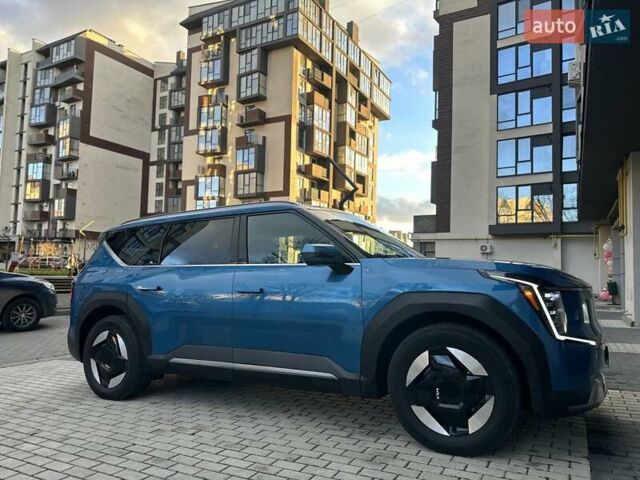 Синий Киа EV9, объемом двигателя 0 л и пробегом 33 тыс. км за 43990 $, фото 6 на Automoto.ua