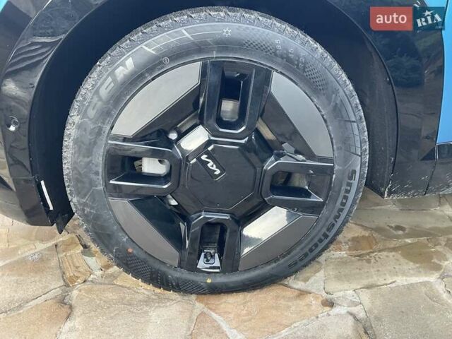 Синий Киа EV9, объемом двигателя 0 л и пробегом 12 тыс. км за 43999 $, фото 10 на Automoto.ua