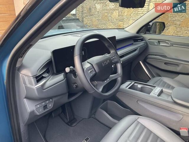 Синий Киа EV9, объемом двигателя 0 л и пробегом 12 тыс. км за 43999 $, фото 19 на Automoto.ua