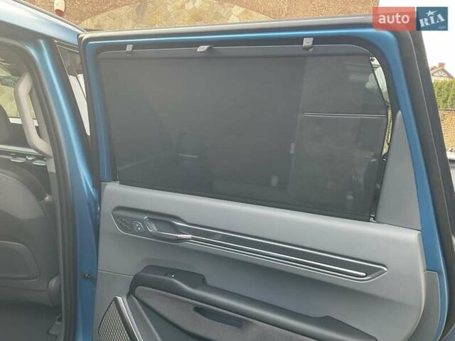 Синий Киа EV9, объемом двигателя 0 л и пробегом 12 тыс. км за 43999 $, фото 40 на Automoto.ua