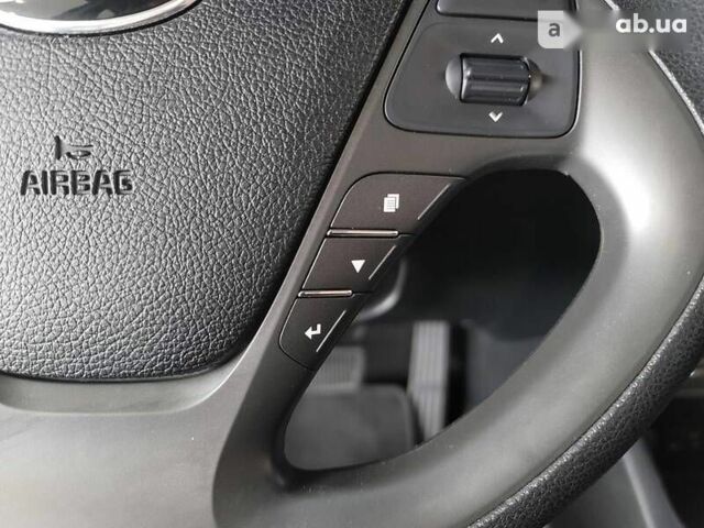 Киа K3 2017 в Киеве на Automoto.ua Киа K3, объемом двигателя 1.6 л и пробегом 118 тыс. км за 12900 $, фото 15 на Automoto.ua