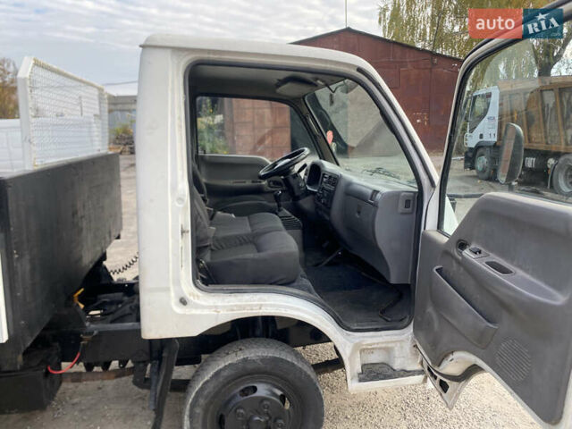 Білий Кіа K3000S, об'ємом двигуна 3 л та пробігом 272 тис. км за 7000 $, фото 18 на Automoto.ua