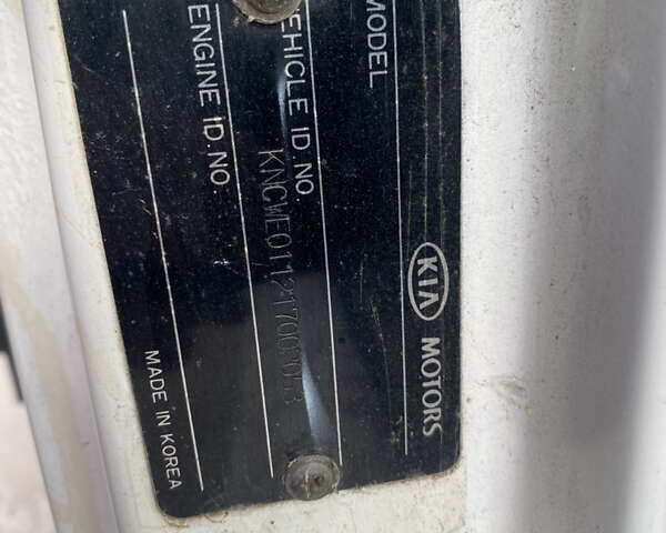 Білий Кіа K3000S, об'ємом двигуна 3 л та пробігом 272 тис. км за 7000 $, фото 20 на Automoto.ua