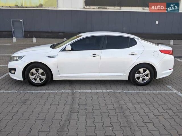 Білий Кіа K5, об'ємом двигуна 2 л та пробігом 420 тис. км за 7200 $, фото 2 на Automoto.ua