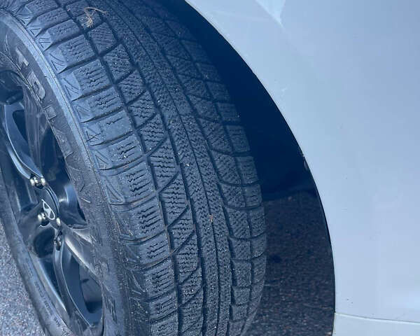 Білий Кіа K5, об'ємом двигуна 2 л та пробігом 260 тис. км за 9800 $, фото 9 на Automoto.ua