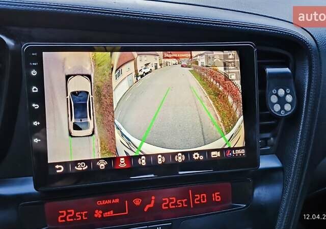 Белый Киа K5, объемом двигателя 2 л и пробегом 363 тыс. км за 7600 $, фото 11 на Automoto.ua
