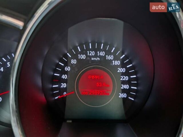 Белый Киа K5, объемом двигателя 2 л и пробегом 298 тыс. км за 7700 $, фото 13 на Automoto.ua