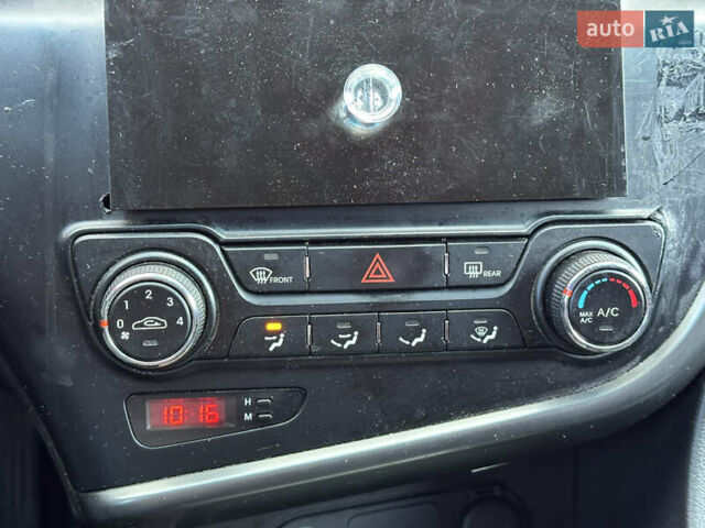 Білий Кіа K5, об'ємом двигуна 2 л та пробігом 422 тис. км за 6999 $, фото 37 на Automoto.ua