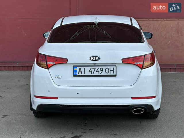 Білий Кіа K5, об'ємом двигуна 2 л та пробігом 420 тис. км за 6700 $, фото 11 на Automoto.ua