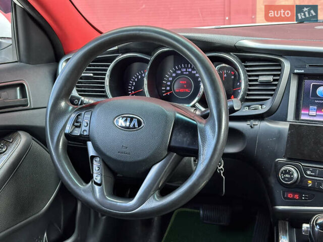 Білий Кіа K5, об'ємом двигуна 2 л та пробігом 422 тис. км за 6999 $, фото 28 на Automoto.ua