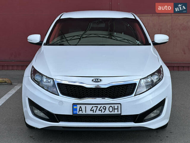 Білий Кіа K5, об'ємом двигуна 2 л та пробігом 420 тис. км за 6700 $, фото 4 на Automoto.ua