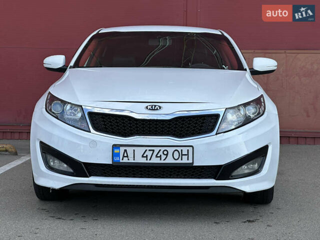 Білий Кіа K5, об'ємом двигуна 2 л та пробігом 422 тис. км за 6999 $, фото 5 на Automoto.ua