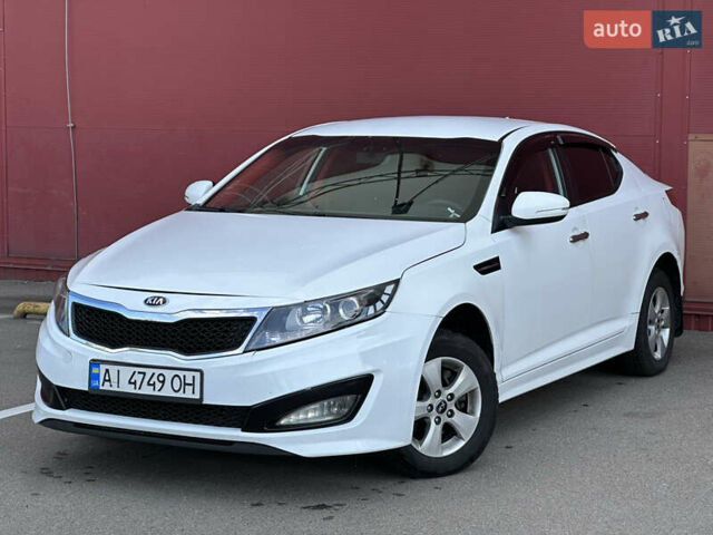 Білий Кіа K5, об'ємом двигуна 2 л та пробігом 420 тис. км за 6700 $, фото 2 на Automoto.ua