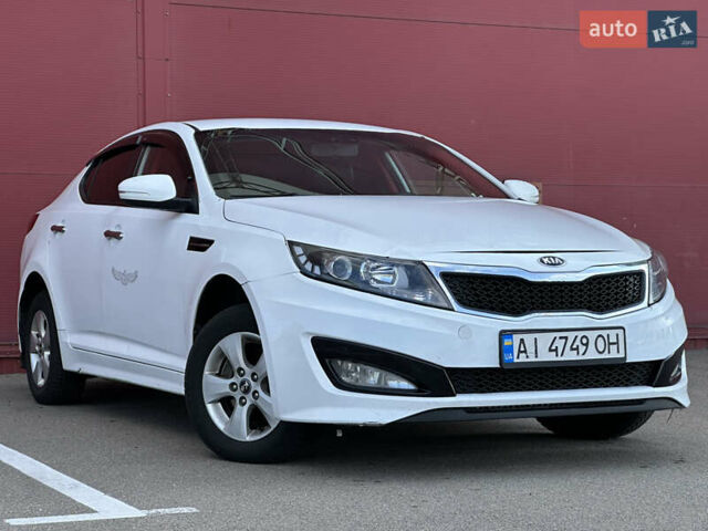 Білий Кіа K5, об'ємом двигуна 2 л та пробігом 422 тис. км за 6999 $, фото 1 на Automoto.ua