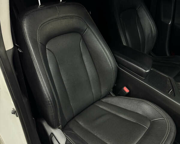 Білий Кіа K5, об'ємом двигуна 2 л та пробігом 260 тис. км за 8499 $, фото 17 на Automoto.ua