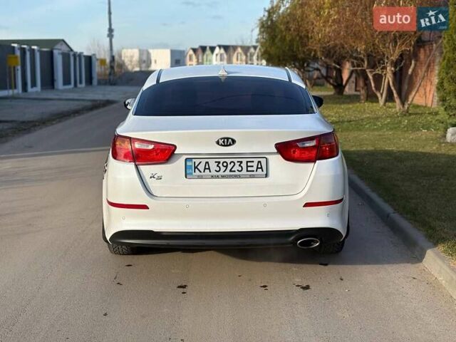 Белый Киа K5, объемом двигателя 2 л и пробегом 282 тыс. км за 7800 $, фото 3 на Automoto.ua