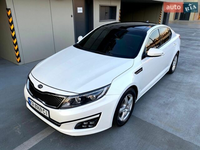 Белый Киа K5, объемом двигателя 2 л и пробегом 273 тыс. км за 10600 $, фото 3 на Automoto.ua