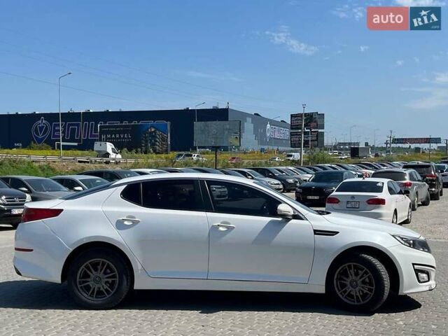 Белый Киа K5, объемом двигателя 2 л и пробегом 246 тыс. км за 10240 $, фото 5 на Automoto.ua