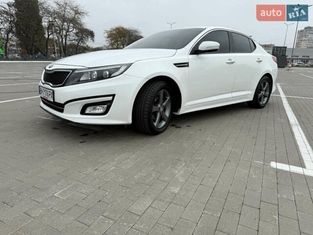 Белый Киа K5, объемом двигателя 2 л и пробегом 238 тыс. км за 11500 $, фото 19 на Automoto.ua