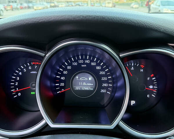 Белый Киа K5, объемом двигателя 2 л и пробегом 376 тыс. км за 8600 $, фото 14 на Automoto.ua