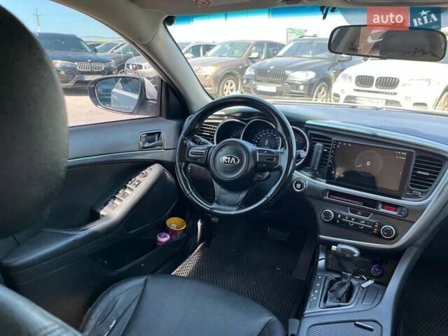 Белый Киа K5, объемом двигателя 2 л и пробегом 246 тыс. км за 10240 $, фото 34 на Automoto.ua