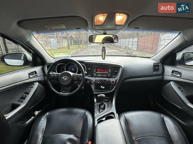 Белый Киа K5, объемом двигателя 2 л и пробегом 247 тыс. км за 7699 $, фото 11 на Automoto.ua