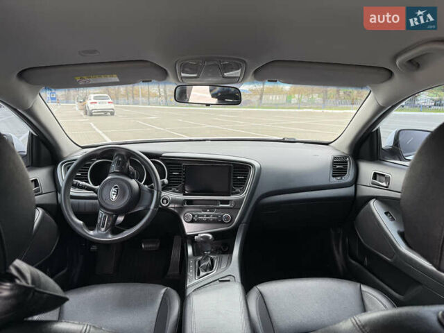 Белый Киа K5, объемом двигателя 2 л и пробегом 238 тыс. км за 11500 $, фото 11 на Automoto.ua