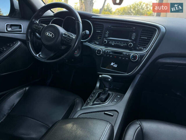 Белый Киа K5, объемом двигателя 2 л и пробегом 247 тыс. км за 8200 $, фото 12 на Automoto.ua