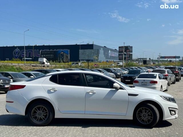 Белый Киа K5, объемом двигателя 2 л и пробегом 246 тыс. км за 10240 $, фото 5 на Automoto.ua