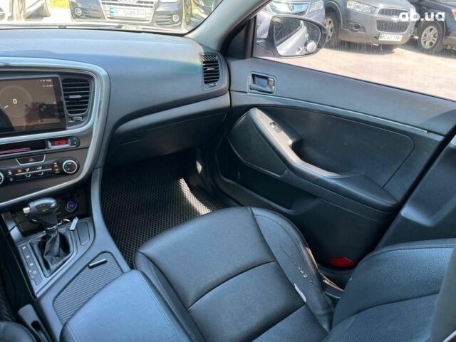 Белый Киа K5, объемом двигателя 2 л и пробегом 246 тыс. км за 10240 $, фото 35 на Automoto.ua