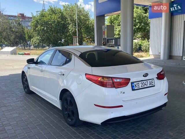 Білий Кіа K5, об'ємом двигуна 2 л та пробігом 290 тис. км за 8800 $, фото 14 на Automoto.ua