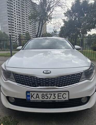 Белый Киа K5, объемом двигателя 2 л и пробегом 233 тыс. км за 11899 $, фото 41 на Automoto.ua