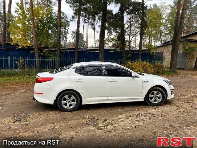 Білий Кіа K5, об'ємом двигуна 2 л та пробігом 266 тис. км за 9900 $, фото 11 на Automoto.ua