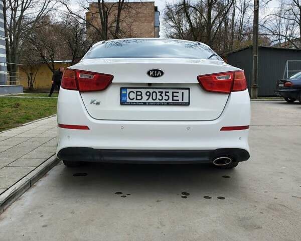 Белый Киа K5, объемом двигателя 2 л и пробегом 370 тыс. км за 8000 $, фото 8 на Automoto.ua