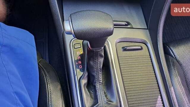 Белый Киа K5, объемом двигателя 2 л и пробегом 295 тыс. км за 11200 $, фото 27 на Automoto.ua