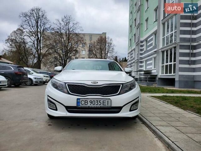Белый Киа K5, объемом двигателя 2 л и пробегом 370 тыс. км за 8000 $, фото 12 на Automoto.ua