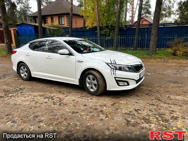 Білий Кіа K5, об'ємом двигуна 2 л та пробігом 266 тис. км за 9900 $, фото 10 на Automoto.ua