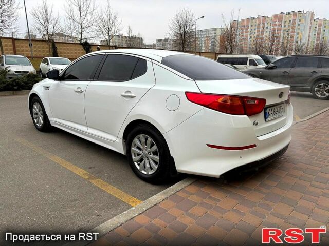 Белый Киа K5, объемом двигателя 2 л и пробегом 346 тыс. км за 11500 $, фото 3 на Automoto.ua