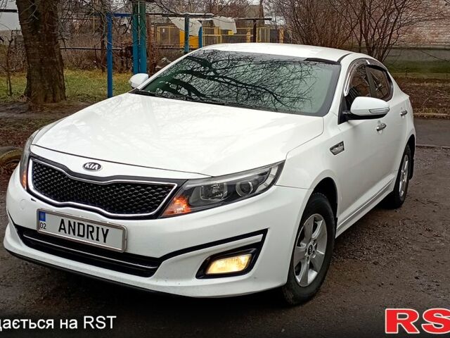 Белый Киа K5, объемом двигателя 20 л и пробегом 230 тыс. км за 9100 $, фото 4 на Automoto.ua