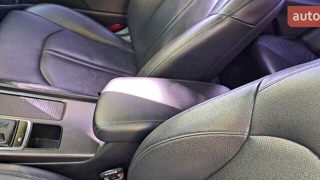 Белый Киа K5, объемом двигателя 2 л и пробегом 295 тыс. км за 11200 $, фото 31 на Automoto.ua