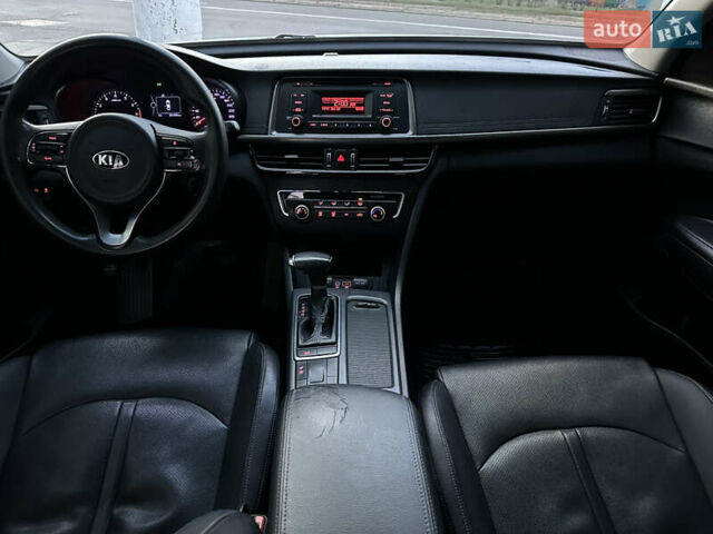 Білий Кіа K5, об'ємом двигуна 2 л та пробігом 335 тис. км за 8200 $, фото 8 на Automoto.ua