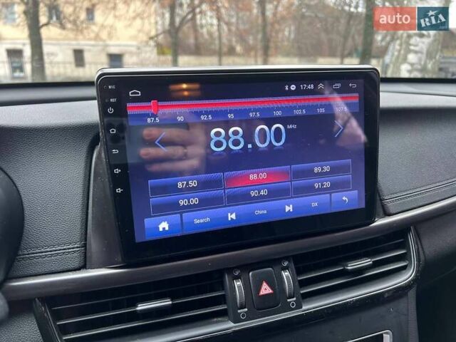 Білий Кіа K5, об'ємом двигуна 2 л та пробігом 133 тис. км за 10200 $, фото 10 на Automoto.ua