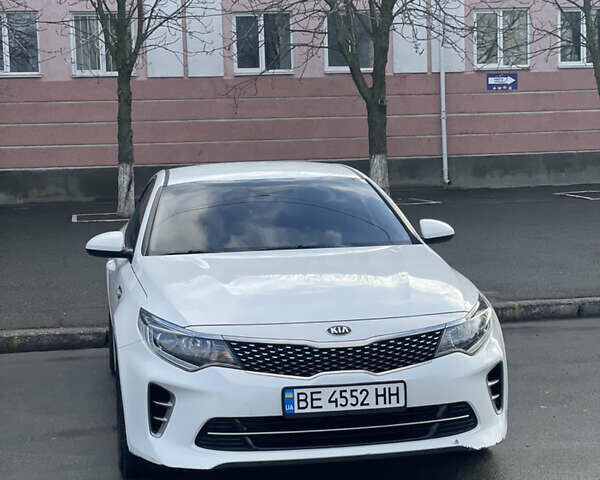 Белый Киа K5, объемом двигателя 2 л и пробегом 268 тыс. км за 11600 $, фото 12 на Automoto.ua