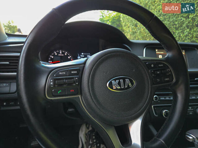 Білий Кіа K5, об'ємом двигуна 2 л та пробігом 170 тис. км за 14500 $, фото 34 на Automoto.ua