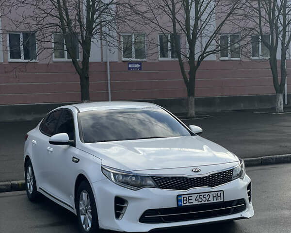 Белый Киа K5, объемом двигателя 2 л и пробегом 268 тыс. км за 11600 $, фото 11 на Automoto.ua